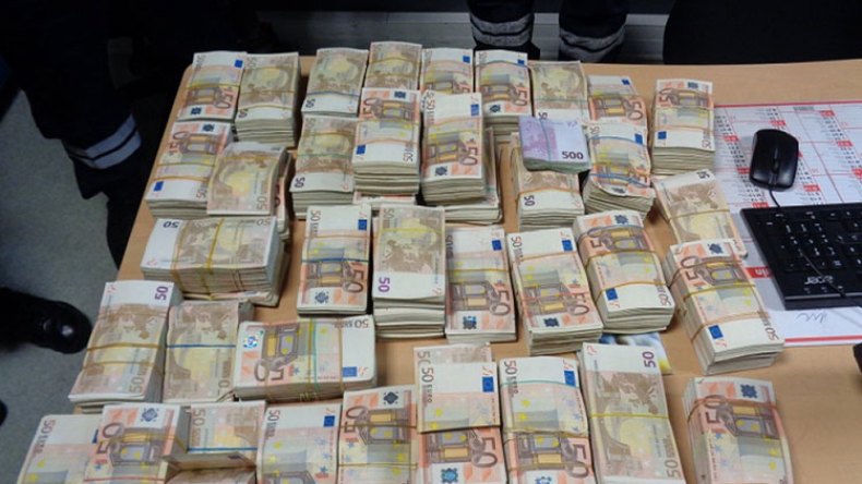 حجز مليون أورو مزورة بالعاصمة