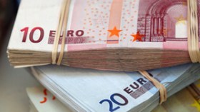 تحويلات أموال 1510 شركة أجنبية للخارج تحت المراقبة