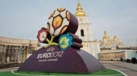 “يورو 2012” ينطلق على وقع صراع بين دول المعسكر الشرقي
