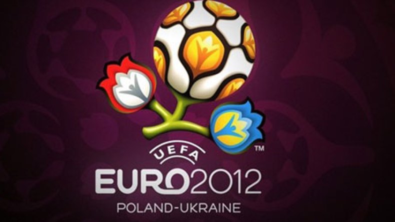 فريق من 12 لاعبا إفريقيا شاركوا في يورو 2012