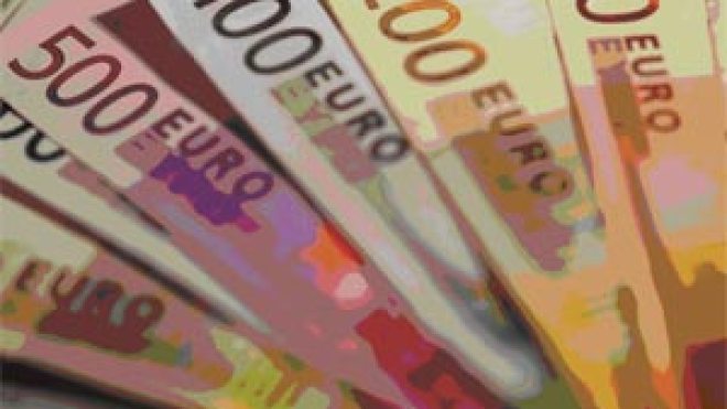 إحباط تهريب مبالغ مالية كبيرة باليورو والدرهم إلى الجزائر