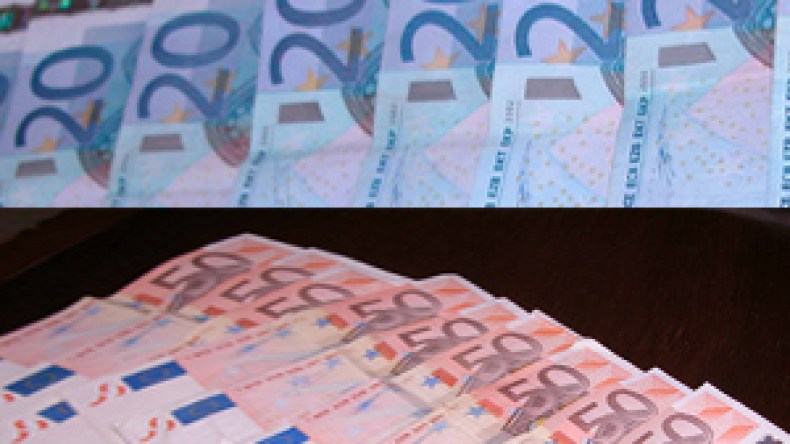 إحباط‭ ‬أكبر‭ ‬عملية‭ ‬لتهريب‭ ‬العملة‭ ‬الصعبة‭ ‬إلى‭ ‬دبي‭ ‬عبر‭ ‬تونس