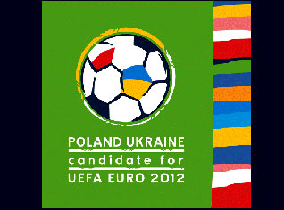 Poland could co-host Euro 2012 with Germany, says football chief