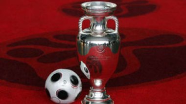 Austria warms up for first match Croatian style