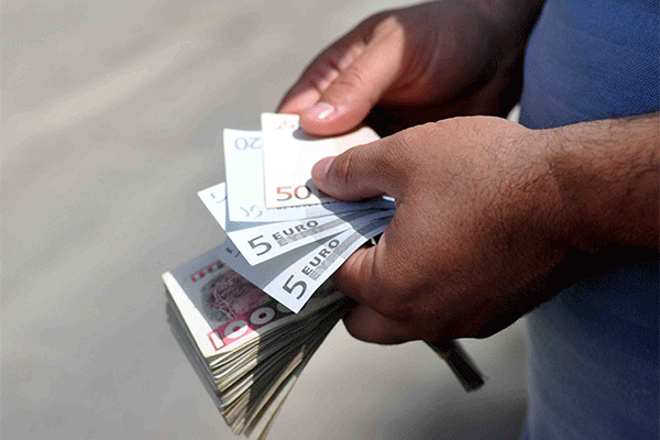 This Is Why The Dinar Currency Collapsed