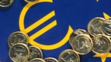 L’euro pourrait glisser jusqu’à 1,20 dollar au 1er semestre 2012