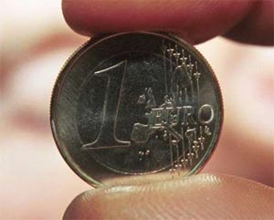 Nouveaux records historiques pour l'euro et le pétrole