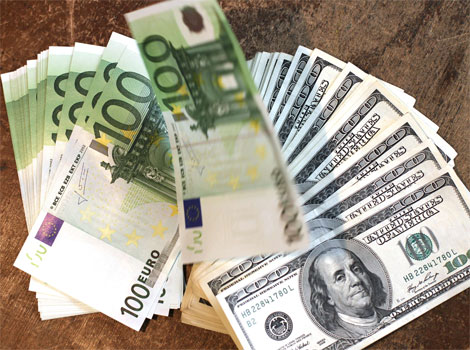 Hike in value of the Euro and the Dollar “sizzles” the Algerians’ purchasing power