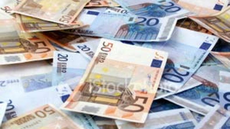 إحباط‭ ‬تهريب‭ ‬3‭.‬5‭ ‬مليون‭ ‬أورو‭ ‬بأم‭ ‬البواقي‭ ‬باتجاه‭ ‬تونس