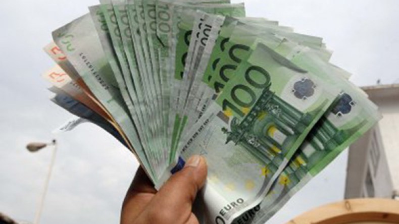 إحباط محاولة إغراق السوق الوطنية بـ1.5 مليون أورو مزورة