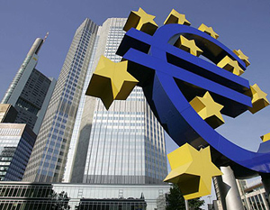 Europeâ€™s Economy Contracts Most in at Least 13 Years