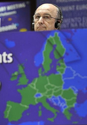 EU could move against budget deficits: commissioner