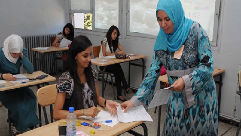 استخلاف الأساتذة المقاطعين بزملائهم لتفادي نسف الامتحانات