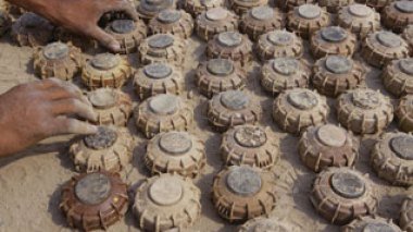 Des associations algérienne et françaises demandent l’indemnisation des victimes des bombes en Algérie