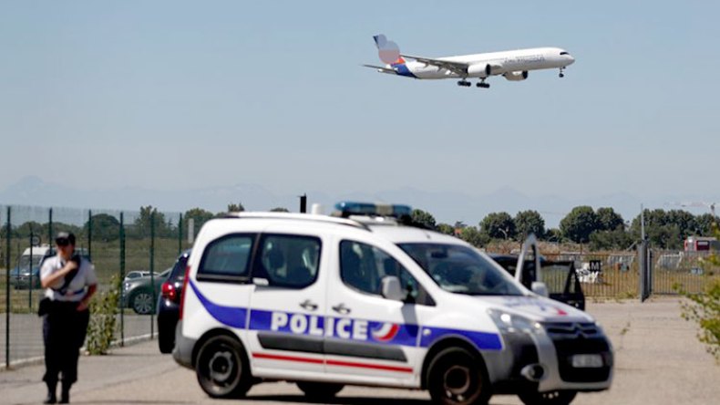 ممنوع ترحيل هؤلاء المجرمين إلى الجزائر!