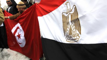 دروس من تونس ومصر