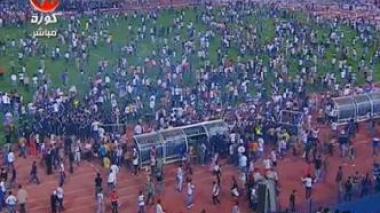 Les Arbitres algériens victimes d'un lynchage au Cairo Stadium