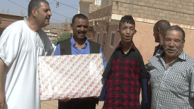 النابغة شعيب ينجح في البكالوريا “برجليه”!