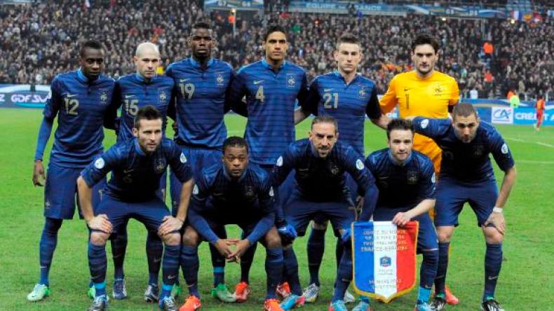 صحيفة تطالب بجعل تتويج فرنسا بكأس العالم 2014 عيدا وطنيا!؟