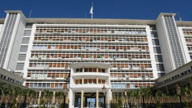 passeport, permis,carte nationale:Le certificat de résidence n'est plus exigé aux mineurs