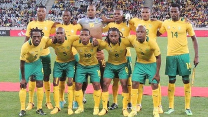 محترفو جنوب إفريقيا يصلون إلى بلادهم