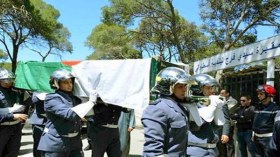 تشييع جنازة الشيخ بوعمران بمقبرة سيدي فرج