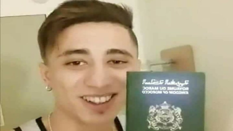 مُغني جزائري “ثمل” يحمل باسبور مغربي ويشكر محمد السادس!