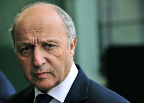 Fabius: «La France est l’amie de l’Algérie et du Maroc»