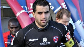 فابر” يخسر “الخضر” ومكانه الأساسي مع لانس