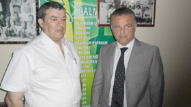 فابرو يثني على لاعبيه ويهدي الفوز لحناشي