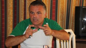 نادي بيسكارا الإيطالي يتصل بالمدرب فابرو