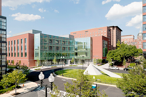 Negotiations Underway To Establish A French University in Algeria