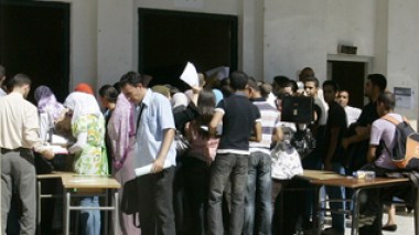 University students in a Rat-Race for the Masterâ€™s exams registrations