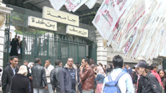 الجامعة.. ولاء السياسة، فتنة الأجور والفساد و”بُعبع” الخوصصة