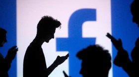 عصابة تستعين بفتاة للإيقاع بمستعملي “فايسبوك” ببسكرة