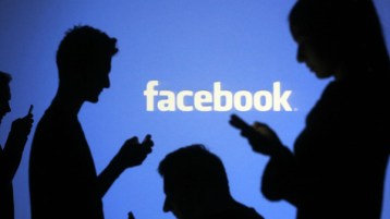 “السيلفي “.. وتردّي المثقف