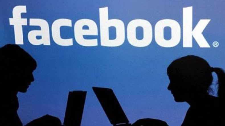 غول يحصد الأغلبية، بلخادم يلحق بالسباق، أويحيى لا يملك حسابا وجاب الله يفضل القناة