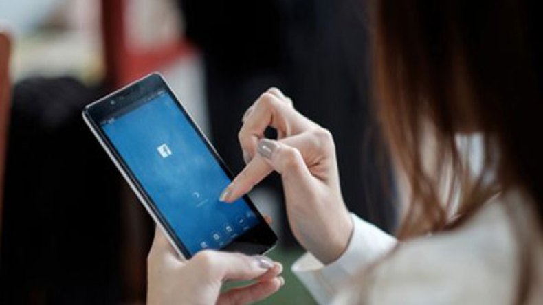 أول امرأة تحصل على الطلاق عبر “الفيسبوك”