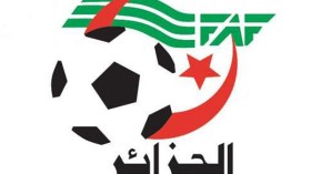 الفاف تسلم الحكام الجزائريين شاراتهم الدولية