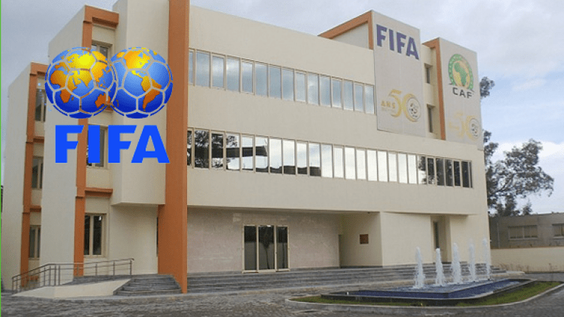 حذار من العقوبات.. عصا “الفيفا” تهدد الجزائر