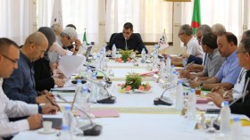 الفاف تغرق في “فنجان” بسبب برمجة مباراة ودية