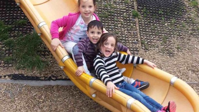 فكار كمال: لم أخطف أبنائي ولديّ حكم بحضانتهم وأنقذتهم من أم سكيرة ومقامرة