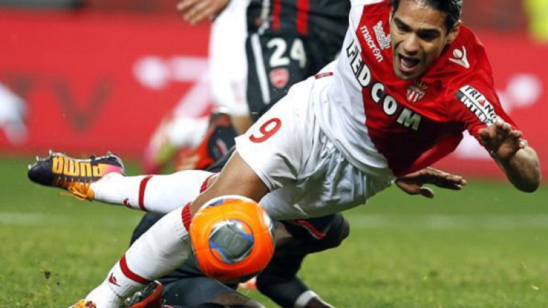 إصابة فالكاو باتت “مأساة وطنية” في كولومبيا