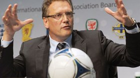 “الفيفا” تقلل من المخاطر الأمنية في مونديال البرازيل