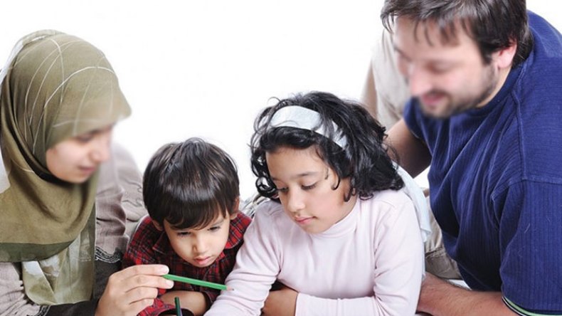 خلافات وآفات جديدة تهدد استقرار العائلة الجزائرية