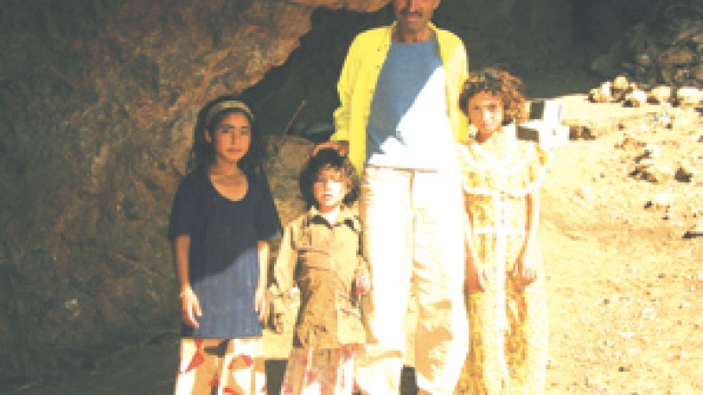 هبة شعبية تضامنية مع العائلة واثرياء ومقاولون مستعدون للتبرع