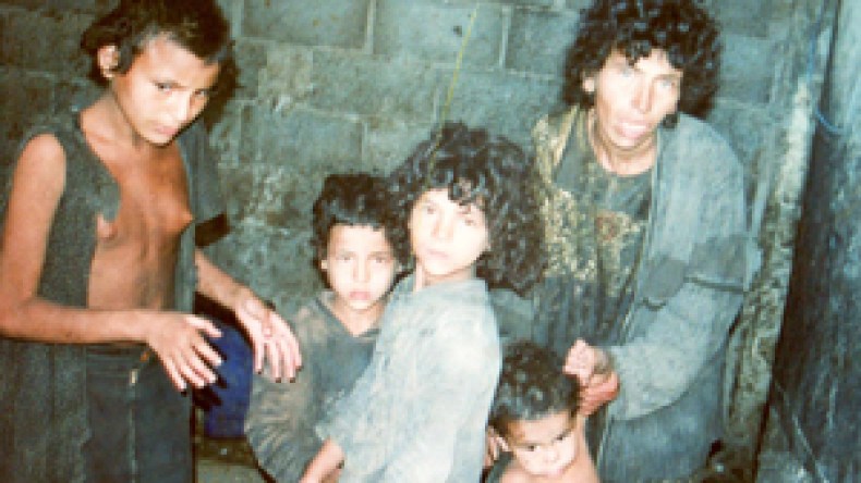 عائلة “أهل الكهف” تستفيد من سكن وتستعد لبدء حياة “البشر”