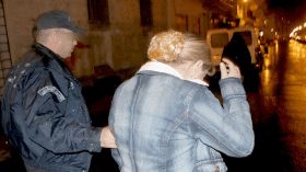 مغتربة تحاول تهريب طفلتين داخل حقيبة من وهران نحو فرنسا