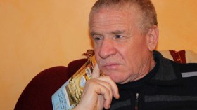 عبد المجيد فنيش يحول ديوان الزجل لعبد الرزاق بوكبة وعادل لطفي إلى مسرحية