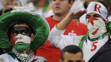 Official : Algerian fans lost their documents and money in South Africa